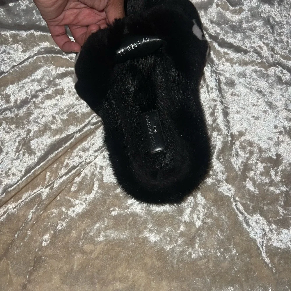 Louis Vuitton Mink Pool Pillow Comfort Mule black - Picture 8 of 9